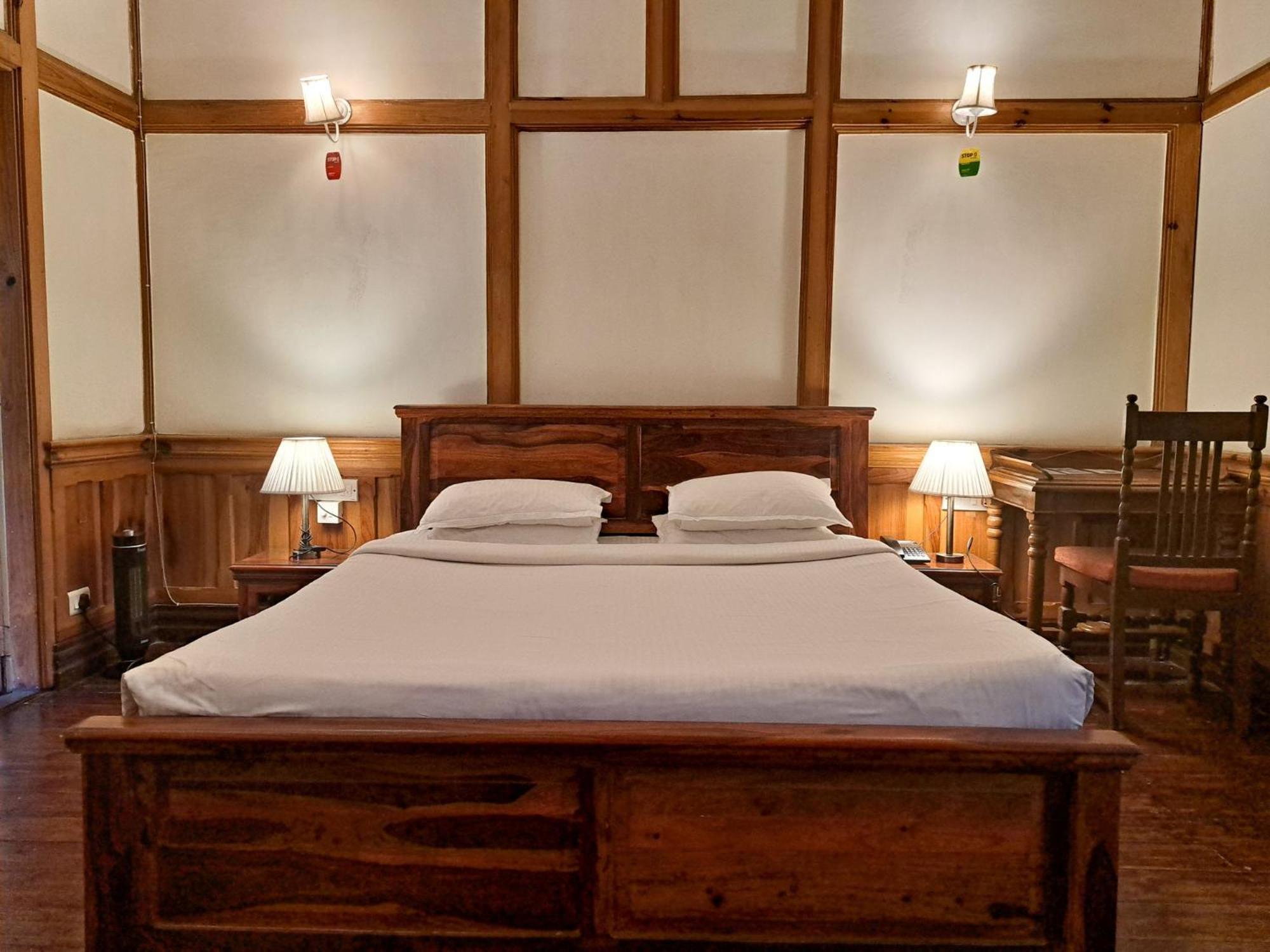 The Heritage Club - Tripura Castle Hotel And Spa Shillong Exterior photo