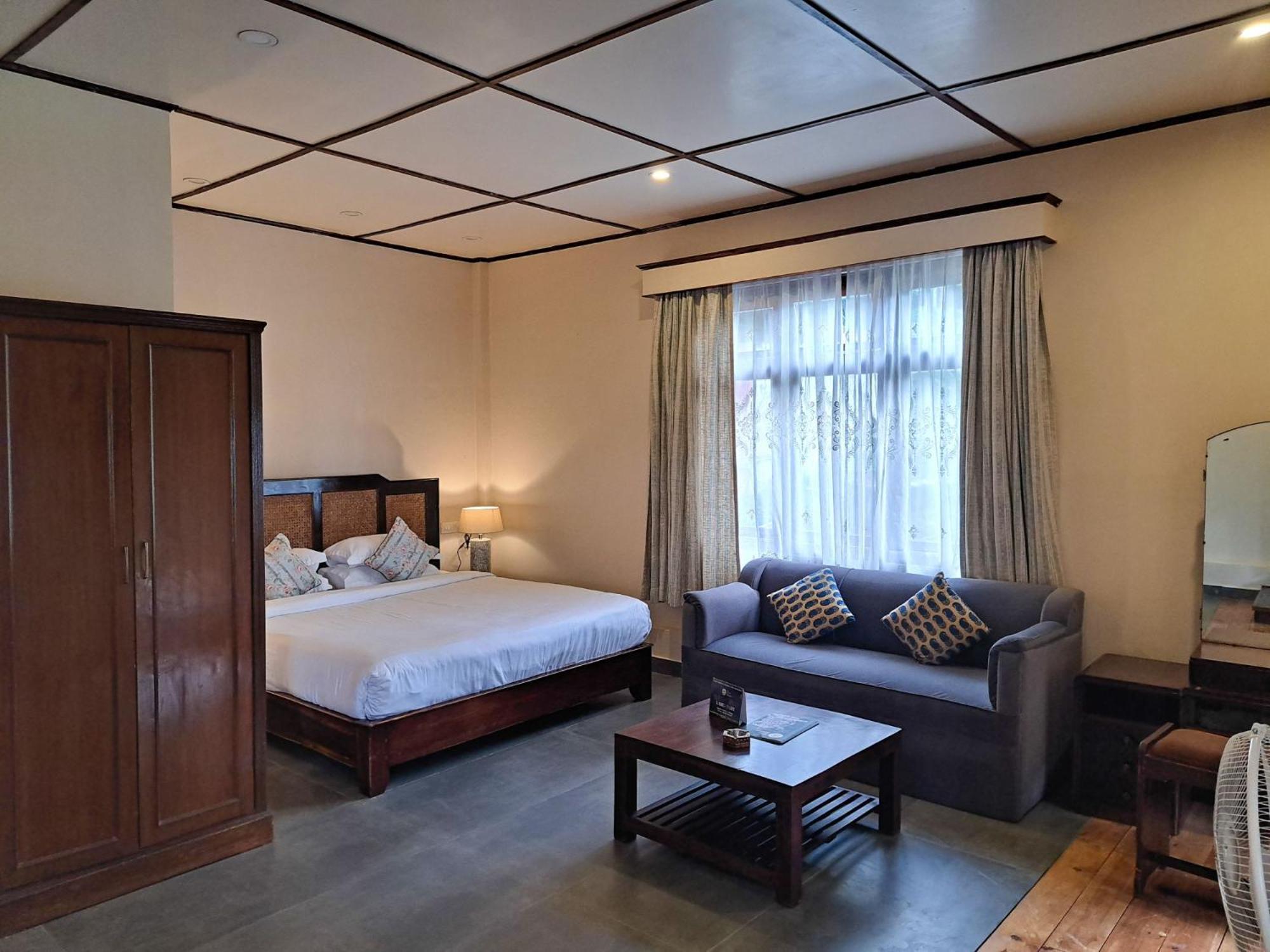 The Heritage Club - Tripura Castle Hotel And Spa Shillong Exterior photo