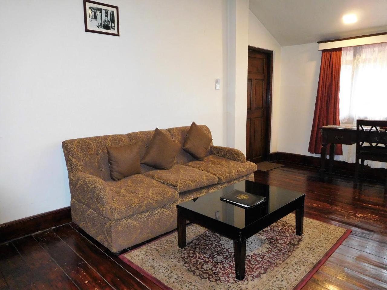 The Heritage Club - Tripura Castle Hotel And Spa Shillong Exterior photo