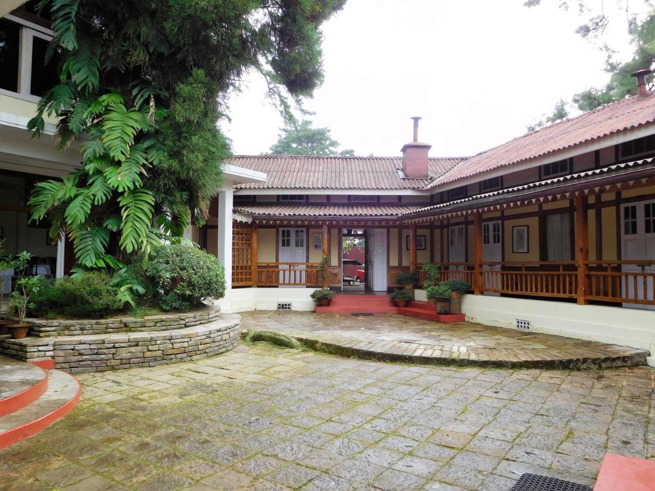 The Heritage Club - Tripura Castle Hotel And Spa Shillong Exterior photo